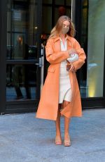 ROSIE HUNTINGTON-WHITELEY Out in New York 04/14/2021