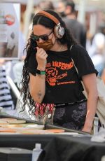 RUMER WILLIS Shopping at Farmers Market in West Hollywood 04/18/2021