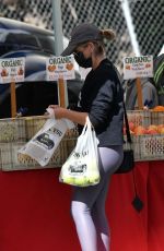 SARAH MICHELLE GELLAR at a Farmers Market in Brentwood 04/18/2021