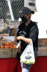 SARAH MICHELLE GELLAR at a Farmers Market in Brentwood 04/18/2021