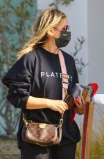 SARAH MICHELLE GELLAR Out in Brentwood 04/15/2021