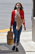 SCOUT WILLIS Out with Her Dog at Kreation Organic in Los Feliz 04/15/2021