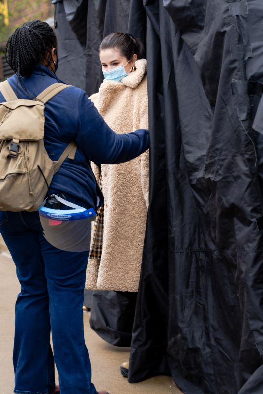 SELENA GOMEZ and AMY RYAN on the Set of Only Murders in the Building in New York 04/12/2021
