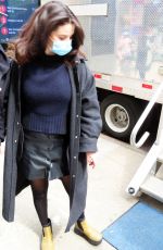 SELENA GOMEZ Arrives on the Set of Murders in the Building in New York 04/09/2021