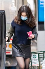 SELENA GOMEZ Arrives on the Set of Only Murders in the Building in New York 04/10/2021