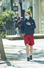 SUKI WATERHOUSE and Robert Pattinson Out in Notting Hill 04/19/2021
