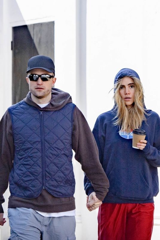 SUKI WATERHOUSE and Robert Pattinson Out in Notting Hill 04/19/2021