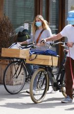 TAYLOR NEISEN and Liev Schreiber OutRiding Bikes in New York 04/10/2021