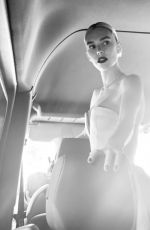 VANESSA KIRBY - Oscar 2021 Photoshoot