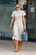 VOGUE WILLIAMS Leaves Steph