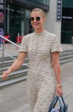 VOGUE WILLIAMS Leaves Steph