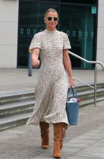 VOGUE WILLIAMS Leaves Steph
