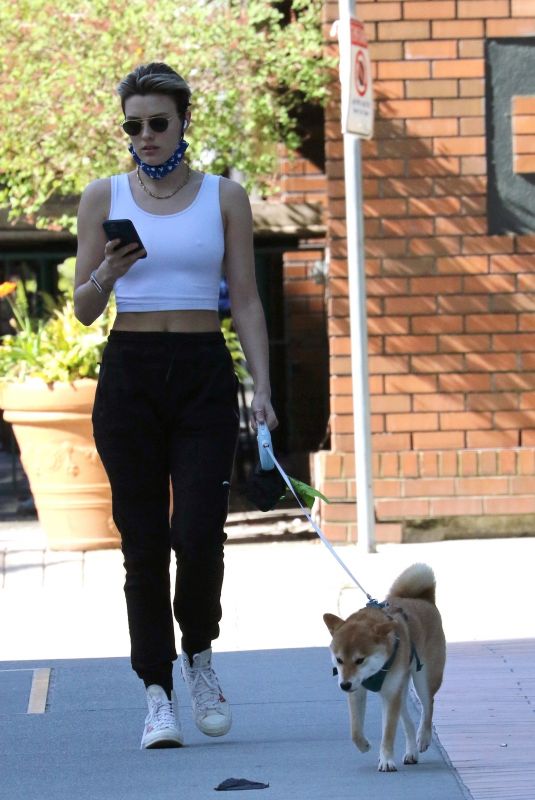 WALLIS DAY Out with Her Dog in Vancouver 04/18/2021
