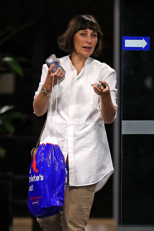 ZOE FOSTER Shopping at Westfield Bondi Junction 04/28/2021