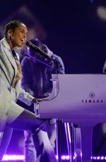 ALICIA KEYS Performs at 2021 Billboard Music Awards 05/23/2021