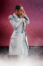 ALICIA KEYS Performs at 2021 Billboard Music Awards 05/23/2021
