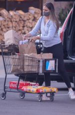APRIL LOVE GEARY Shopping at Pavilions in Malibu 05/16/2021