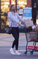 APRIL LOVE GEARY Shopping at Pavilions in Malibu 05/16/2021