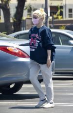 ARIEL WINTER Shopping at Gelson