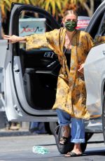 ASHLEE SIMPSON at a Gas Station in Sherman Oaks 05/04/2021