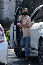 ASHLEE SIMPSON at Yogurtland in Encino 05/06/2021