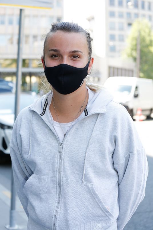 CLARA BUREL Arrives at Her Hotel After Training at Roland Garros 05/29/2021