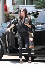 COURTENEY COX Out and About in Santa Monica 05/27/2021