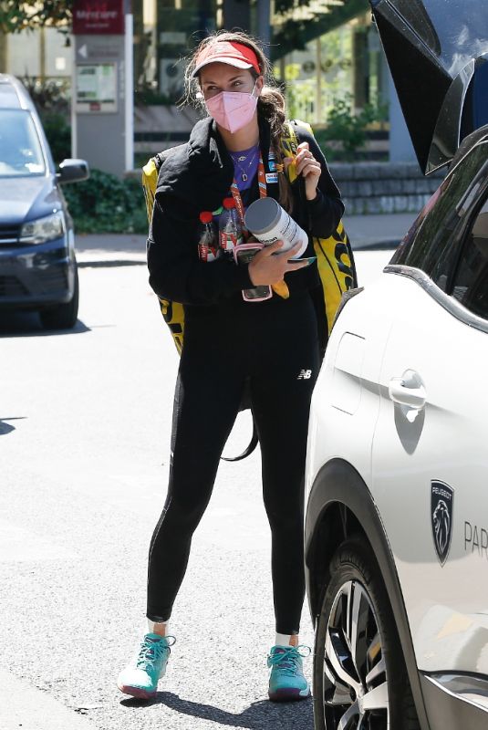 DANIELLE ROSE COLLINS Arrives at Her Hotel After Training at Roland Garros 05/29/2021