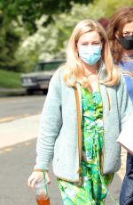 ELIZABETH BANKS and SIGOURNEY WEAVER on the Set of Call Jane in Hartford 05/15/2021
