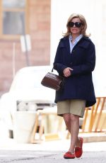 ELIZABETH BANKS on the Set of Call Jane in Hartford 05/11/2021