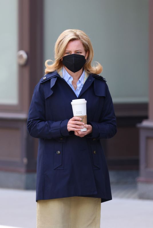 ELIZABETH BANKS on the Set of Call Jane in Hartford 05/11/2021