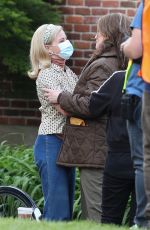 ELIZABETH BANKS on the Set of Call June in Hartford 05/17/2021