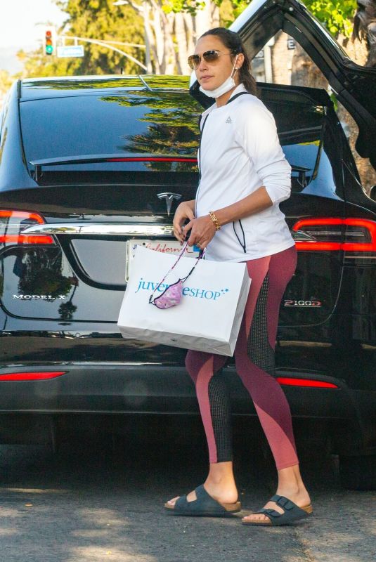 GAL GADOT Out Shopping in Studio City 05/11/2021