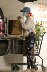 HEIDI MONTAG Shopping at Erewhon Market in Pacific Palisades 05/19/2021