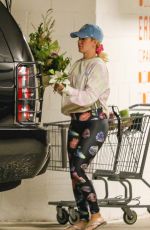 HEIDI MONTAG Shopping at Erewhon Market in Pacific Palisades 05/19/2021