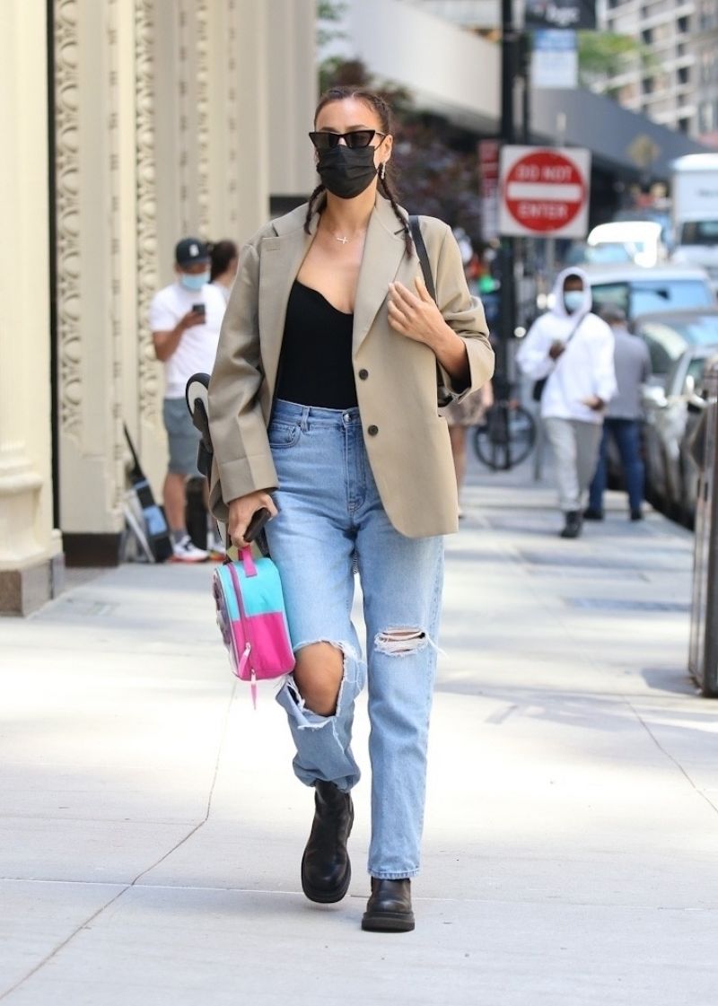 IRINA SHAYK in Ripped Jeans Out in New York 05/18/2021 – HawtCelebs