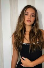 ISABELA MERCED - Instagram Photos and Video 05/06/2021
