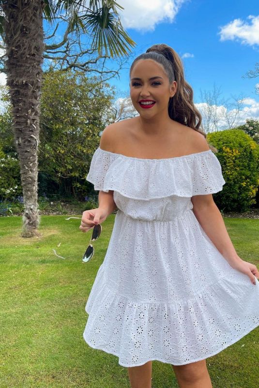 JACQUELINE JOSSA for Capri Spring/Summer Collection with In The Style, May 2021