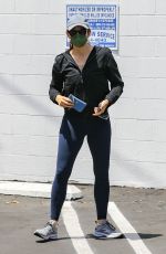 JENNIFER GARNER at a Gym in Santa Monica 05/08/2021