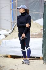 JENNIFER GARNER on Construction Site of Her New Home in Brentwood 05/28/2021