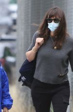 JENNIFER GARNER Out and About in Los Angeles 05/05/2021