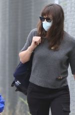JENNIFER GARNER Out and About in Los Angeles 05/05/2021