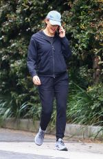 JENNIFER GARNER Out Hikinig in Brentwood 05/15/2021