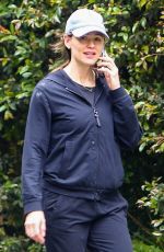 JENNIFER GARNER Out Hikinig in Brentwood 05/15/2021