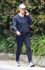 JENNIFER GARNER Out Hikinig in Brentwood 05/15/2021