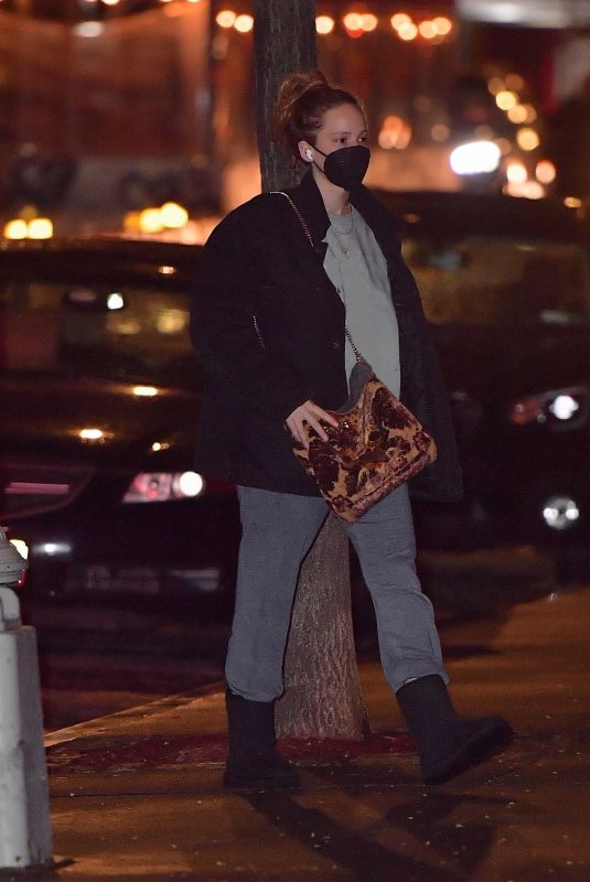 JENNIFER LAWRENCE Out for Dinner in New York 05/20/2021