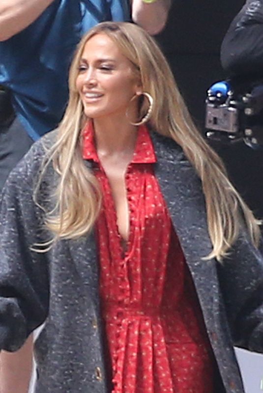 JENNIFER LOPEZ Back to Work Filming for Coach in Miami 05/12/2021