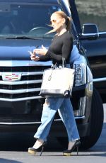 JENNIFER LOPEZ Boards a Private Jet in Miami 05/27/2021