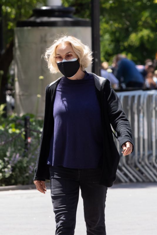 JESSICA LANGE Out in New York 05/11/2021