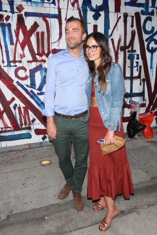 JORDANA BREWSTER and Mason Morfit Leaves Craig